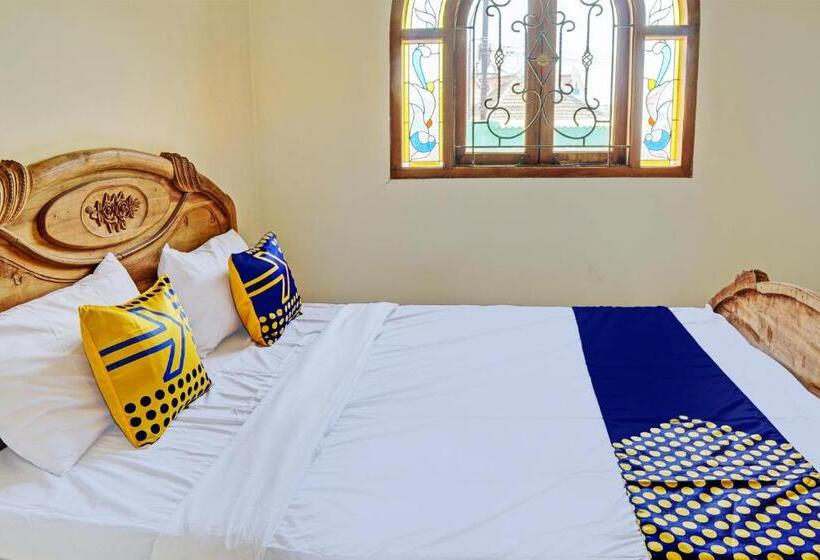 Номер Economy, Spot On 93144 Homestay H. Syarif Syariah Bandar Gresik 2