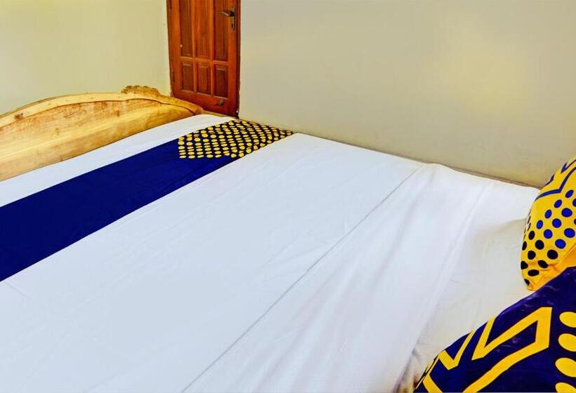 Номер Economy, Spot On 93144 Homestay H. Syarif Syariah Bandar Gresik 2