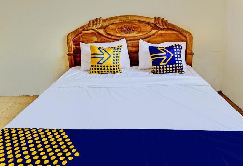 Номер Economy, Spot On 93144 Homestay H. Syarif Syariah Bandar Gresik 2