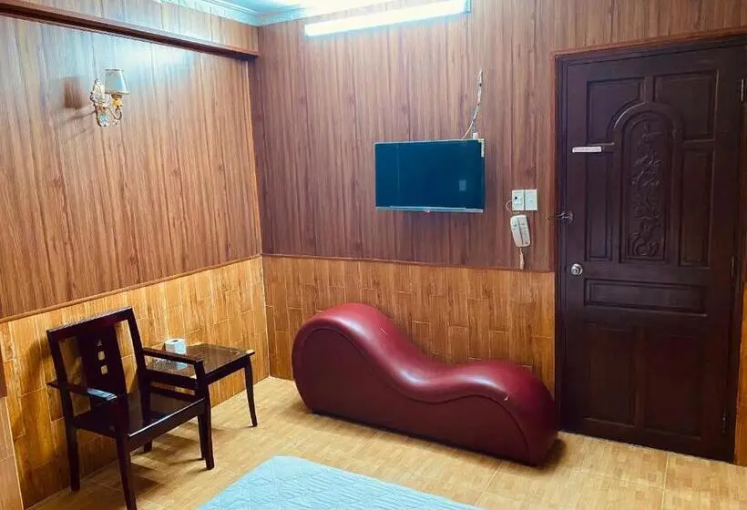 اتاق اکونومی, Thành Nam 3