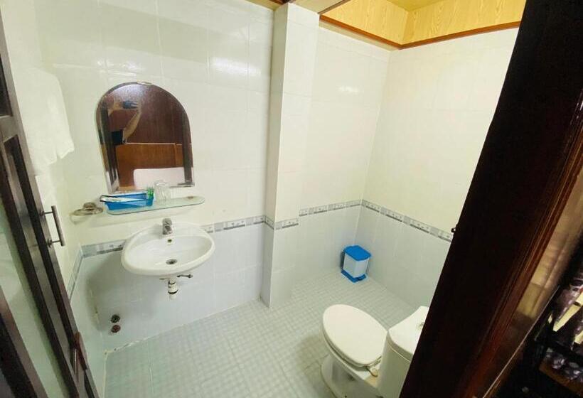 اتاق استاندارد با تخت بزرگ, Thành Nam 3