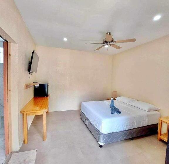 اتاق استاندارد, Tiki Bantayan Cebu Tourist Inn Inc