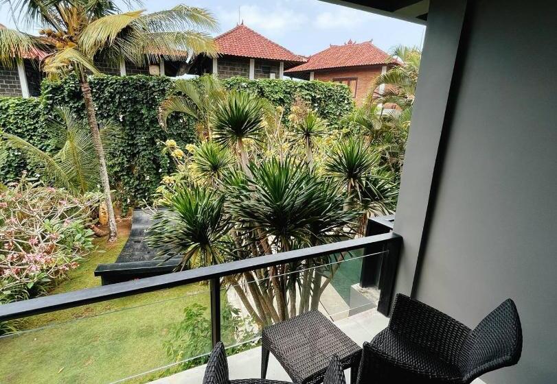 Номер Deluxe Вид на Сад, Surflab Villa