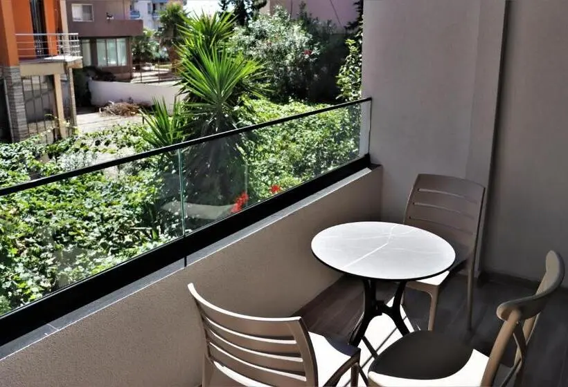 سوییت خانوادگی, Relax Inn Hotel Durres