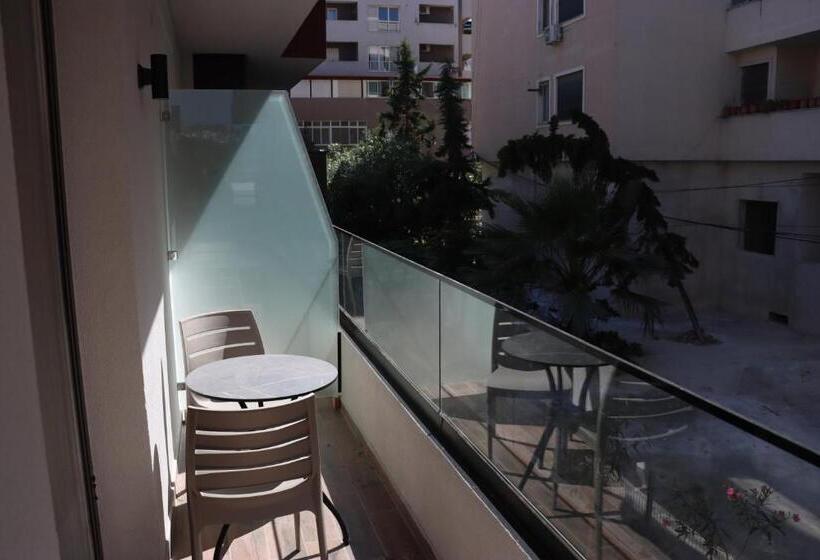 חדר סטנדרט עם מרפסת, Relax Inn Hotel Durres