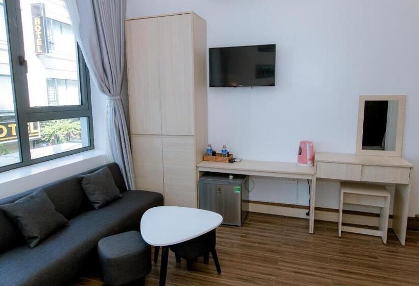 اتاق استاندارد چهار تخته, Thành Tính Hotel   Khách Sạn Phú Yên