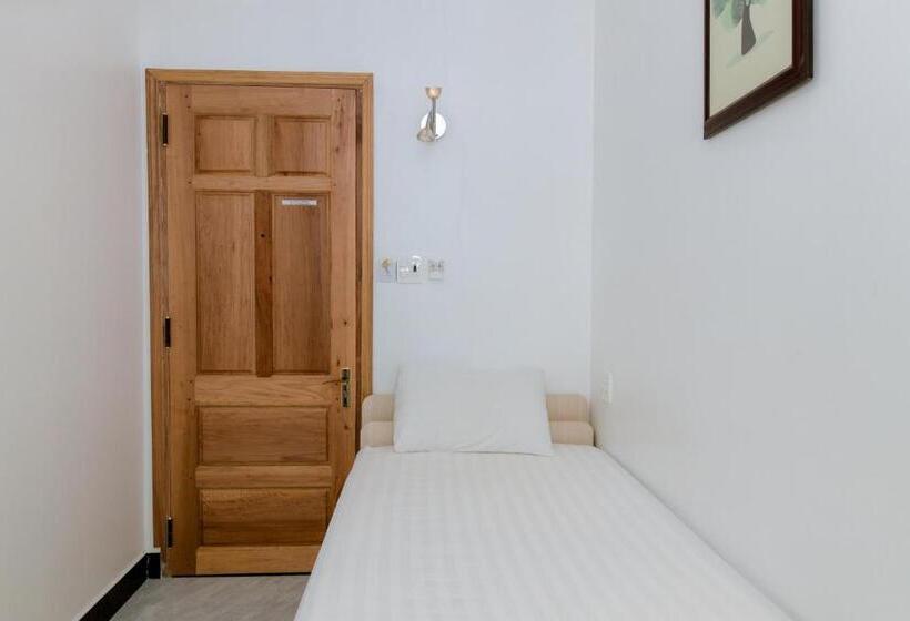 اتاق استاندارد یک نفره, Thành Tính Hotel   Khách Sạn Phú Yên