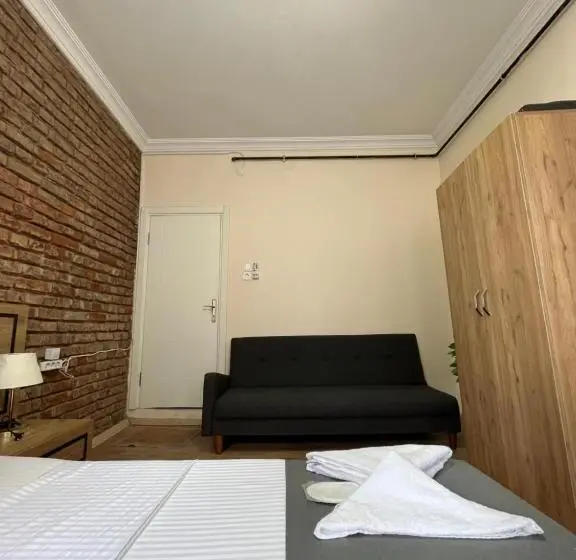 اتاق استاندارد چهار تخته, Taksim Nikea Suites 80