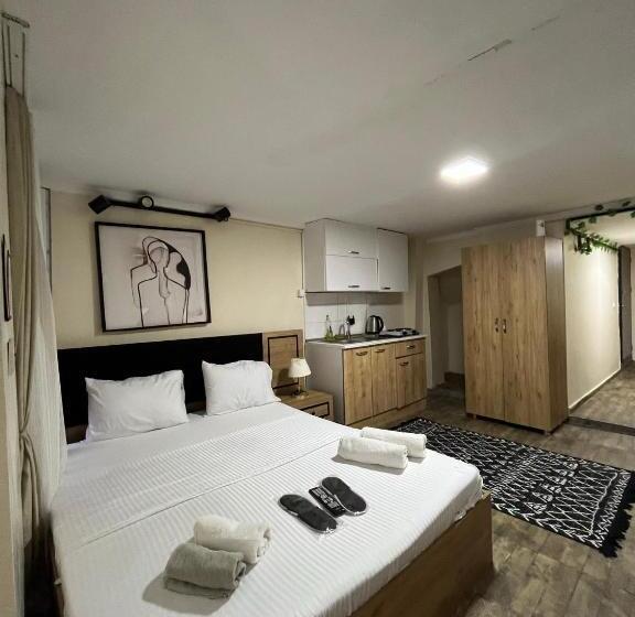 庭の見えるスタンダードトリプルルーム, Taksim Nikea Suites 80