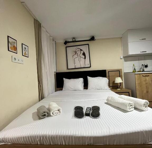 庭の見えるスタンダードトリプルルーム, Taksim Nikea Suites 80