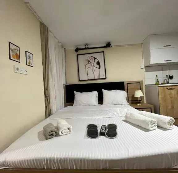 اتاق استاندارد سه تخته با چشم‌انداز باغ, Taksim Nikea Suites 80