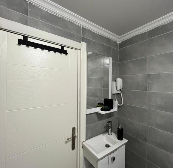 スタンダード４人部屋, Taksim Nikea Suites 80