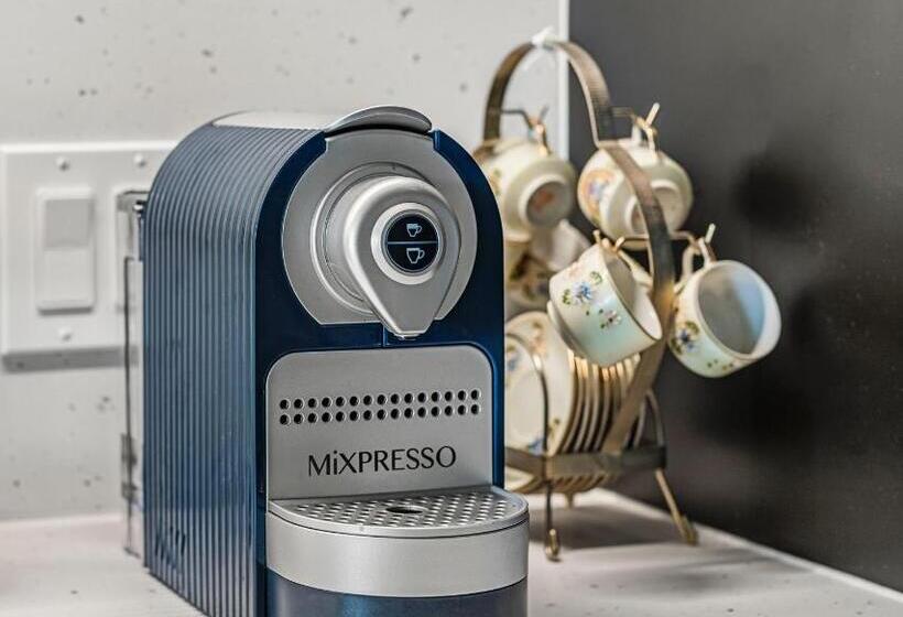 Четырехместный Номер Стандарт, 424les House