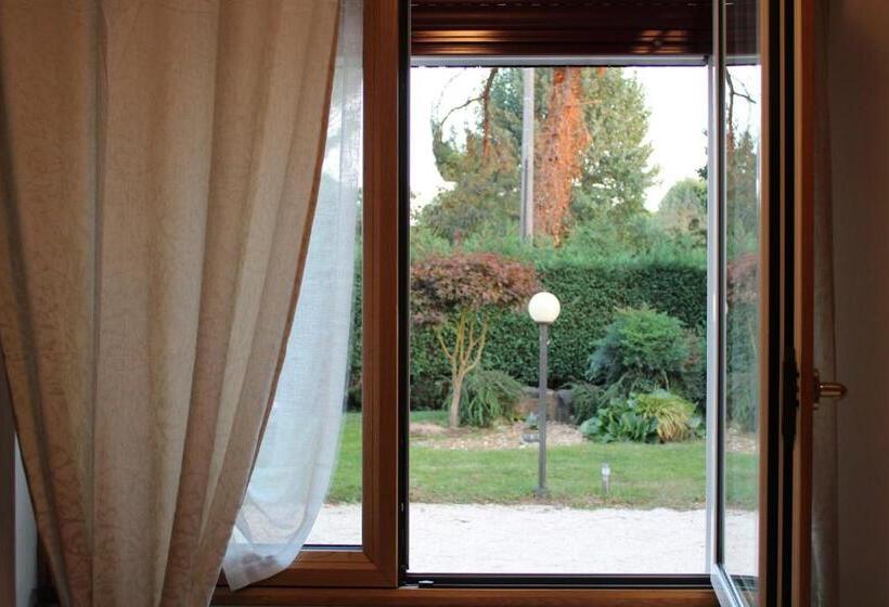 Номер Стандарт Вид на Сад, B&b Ca  Teonghio