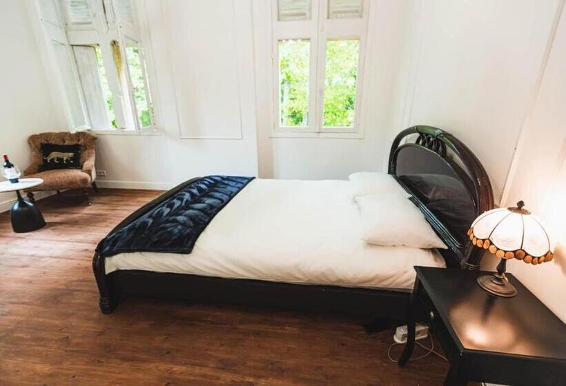 غرفة قياسية, Chateau La Croix De Millorit