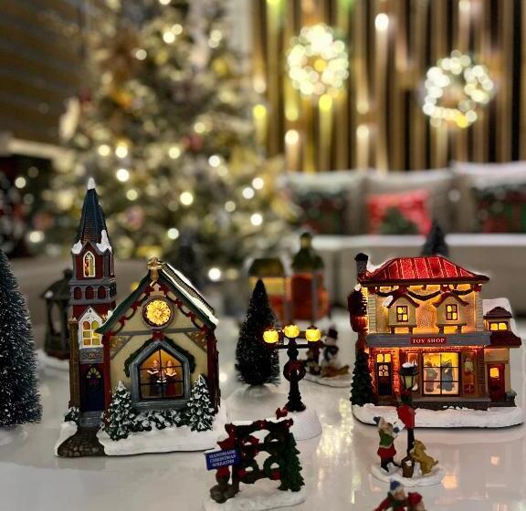 اتاق سوپریور خانوادگی, Central Block Inn