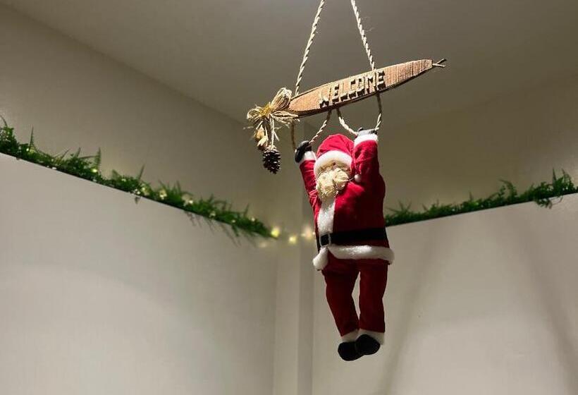 اتاق سوپریور خانوادگی, Central Block Inn