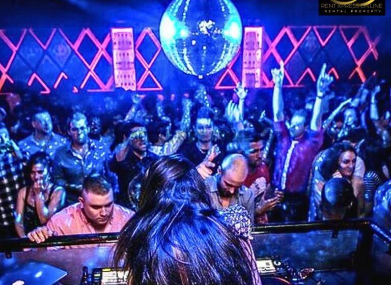 اتاق لوکس خانوادگی, Free Sauna & Pool Access Plus 70 Percent Less Promo This Month Affordable And Cheapest Deluxe Unit I