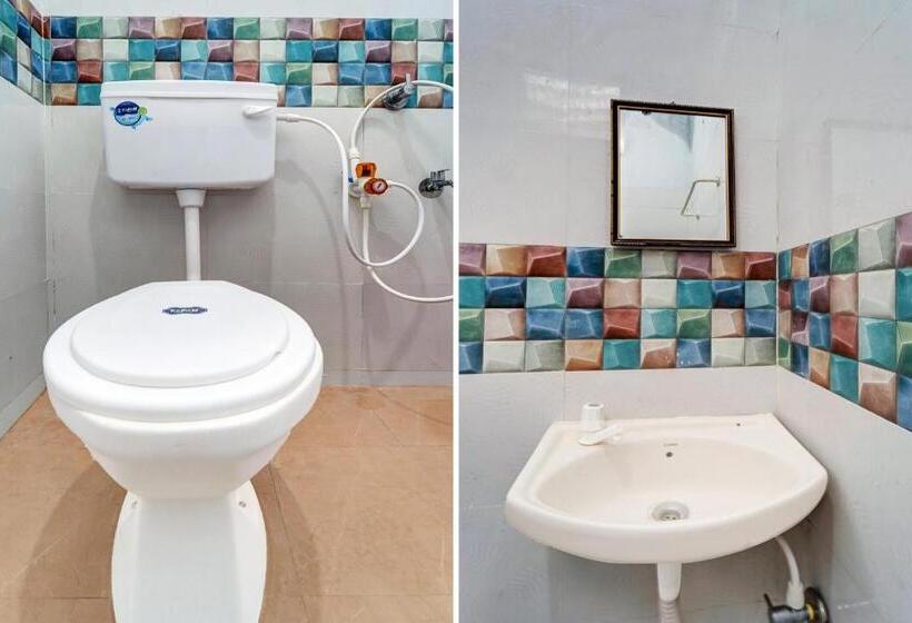 スタンダードルーム, Oyo Pothini Palace