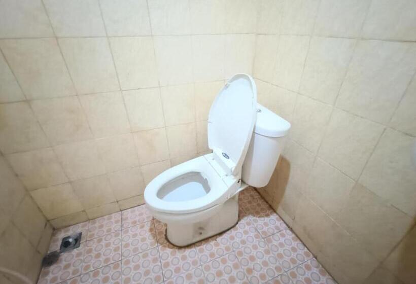 חדר דלוקס, Reddoorz Syariah Near Rumah Sakit Umum Wisata Uit