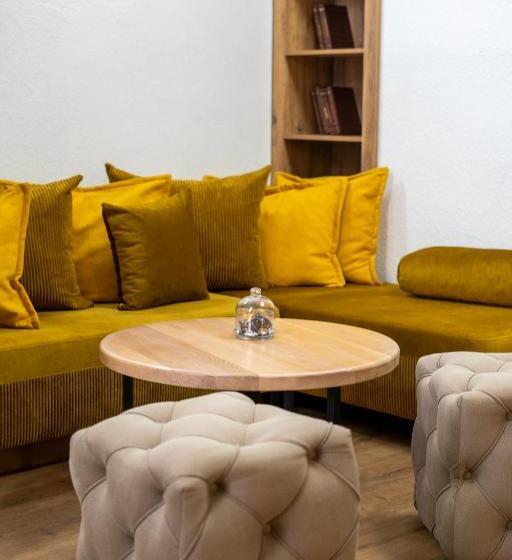 سوییت, Restaurant Domestika