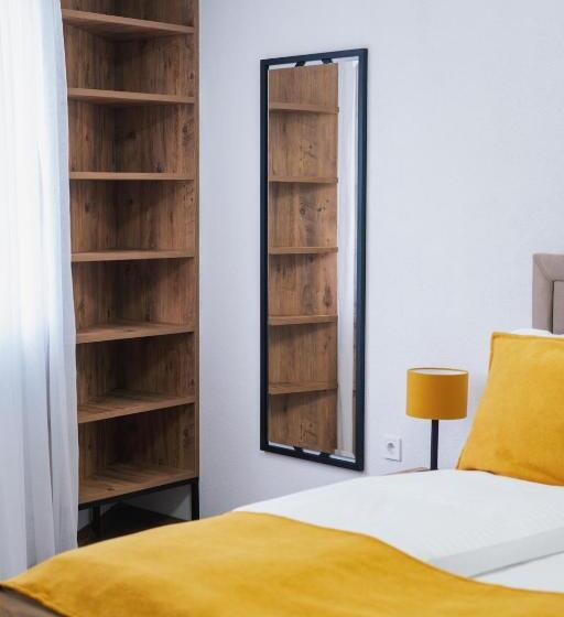 اتاق لوکس, Restaurant Domestika