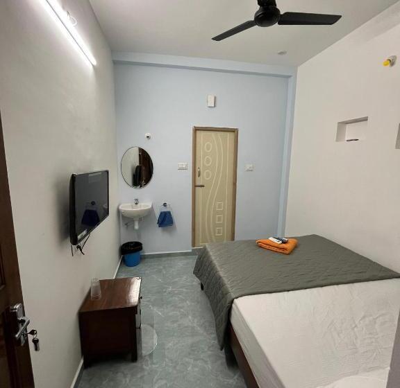 Номер Стандарт, Tree Shadow Homestay &room S Near By Beach