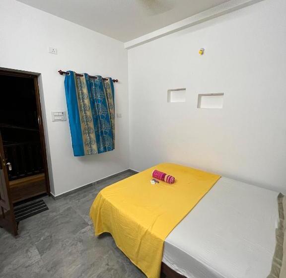 Номер Стандарт, Tree Shadow Homestay &room S Near By Beach