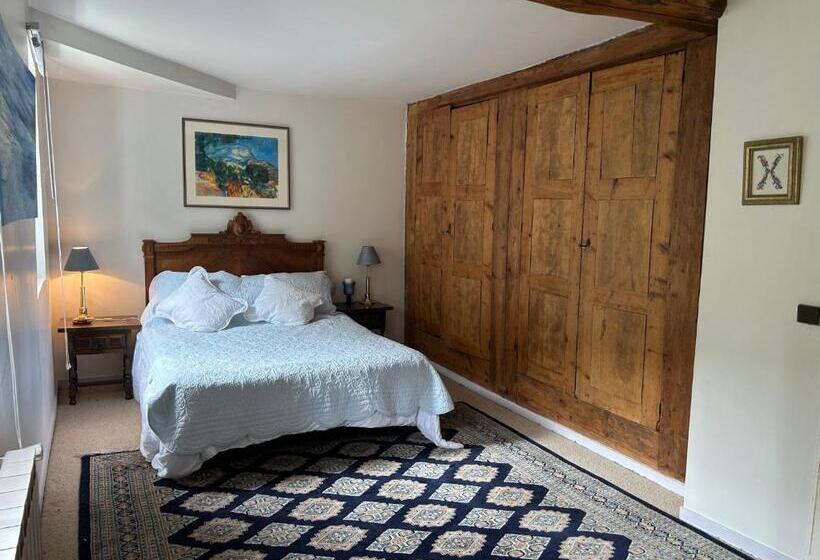 Семейный Номер, Chateau Laffargue