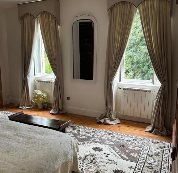 Номер Deluxe с Балконом, Chateau Laffargue