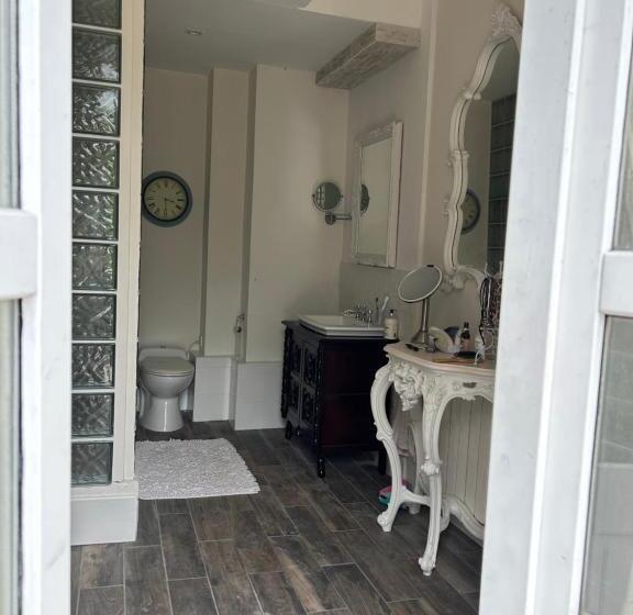 Номер Deluxe с Балконом, Chateau Laffargue