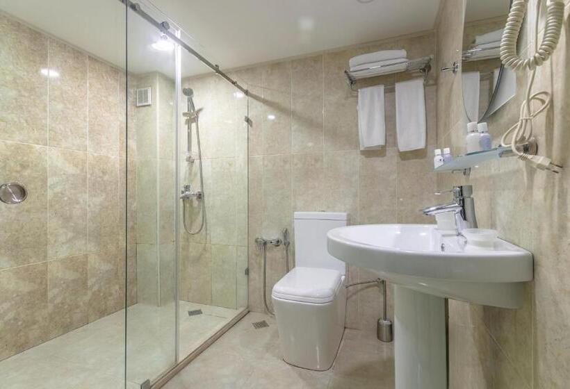 חדר סטנדרט, Deluxe City