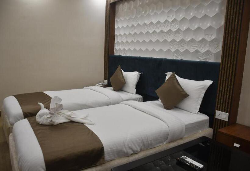 חדר דלוקס, Eden Garden