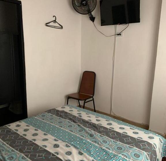 Трехместный Номер Superior, Hostal Monarca