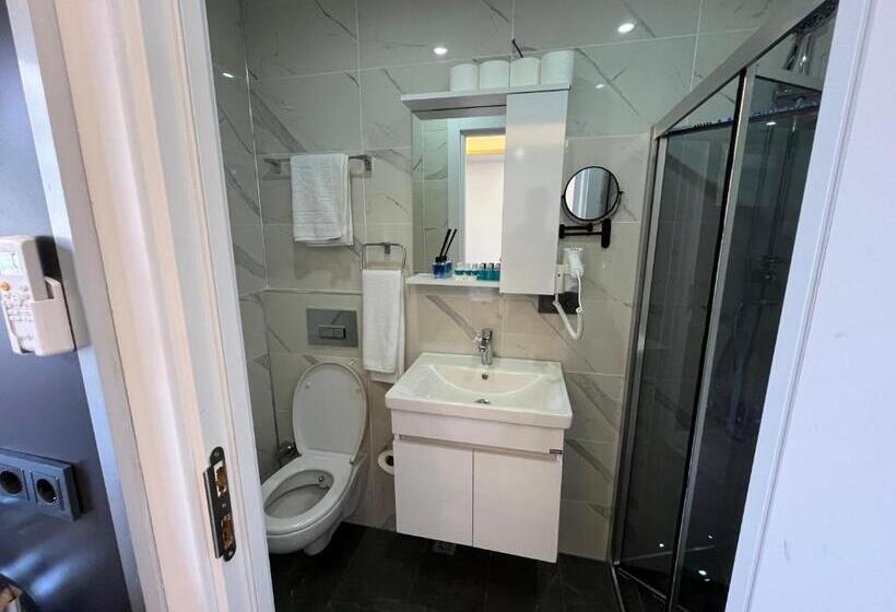 חדר סטנדרט, Lale Sultan