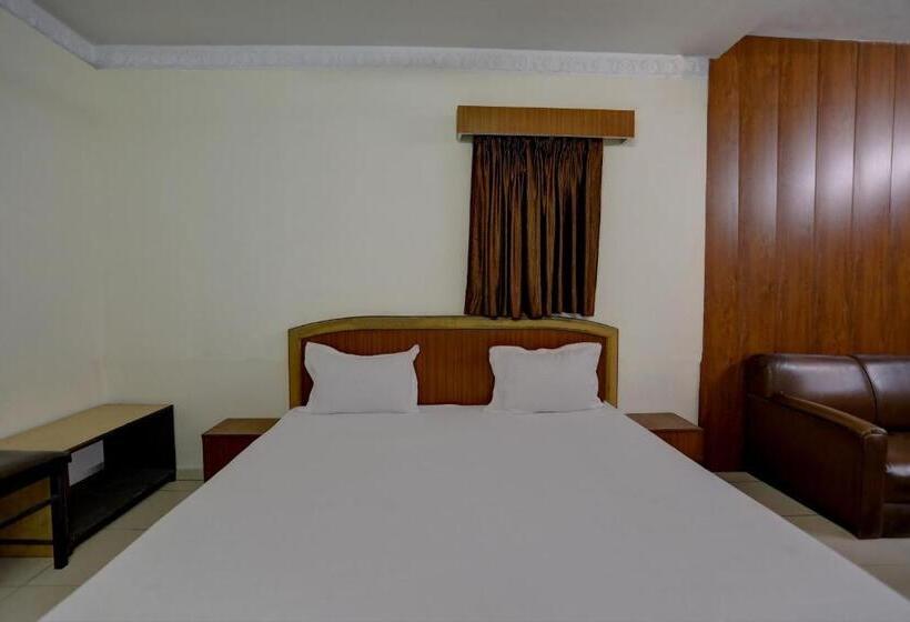 חדר קלאסי לשלושה, Oyo Hotel Friday S