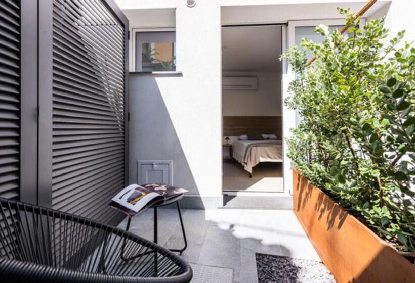 غرفة قياسية رباعية, Case Varanni   Rooms