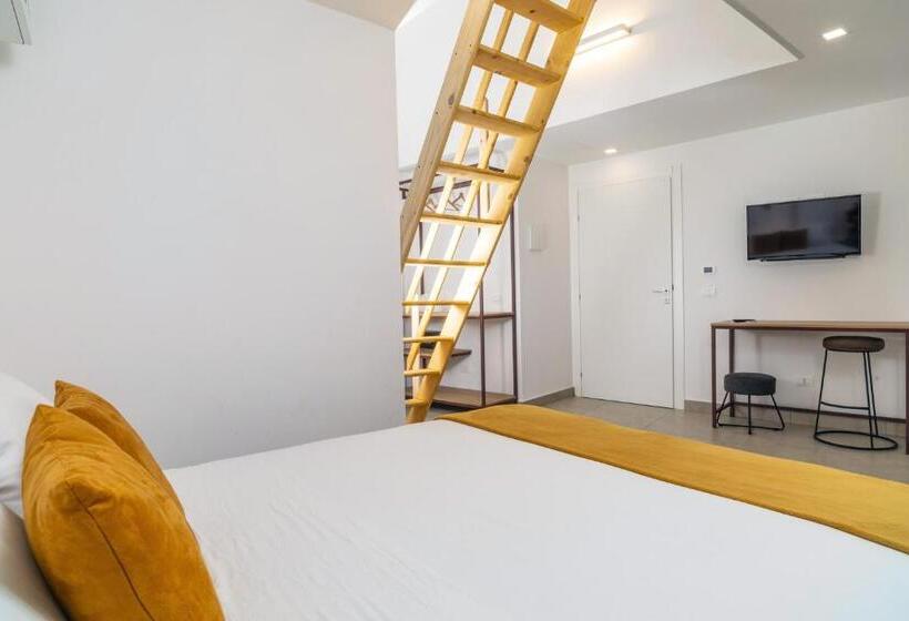 חדר סטנדרט לארבעה, Case Varanni   Rooms