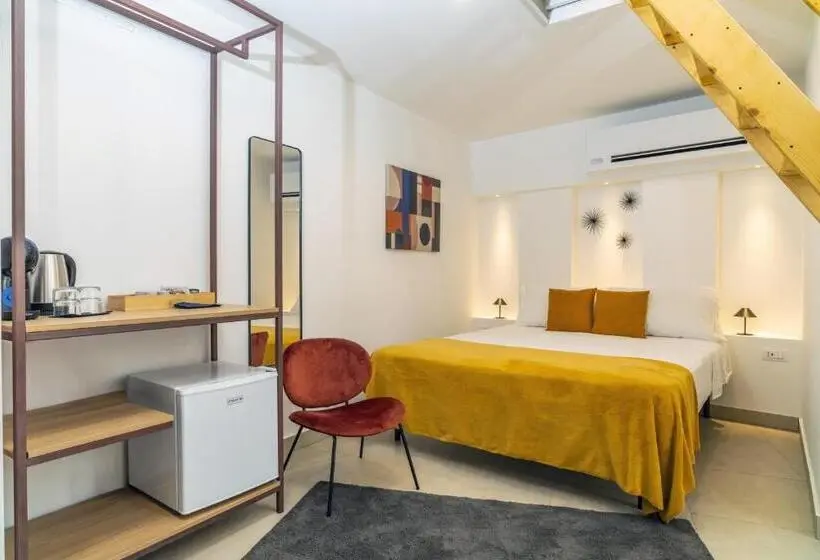Standard Neljän Hengen Huone, Case Varanni   Rooms