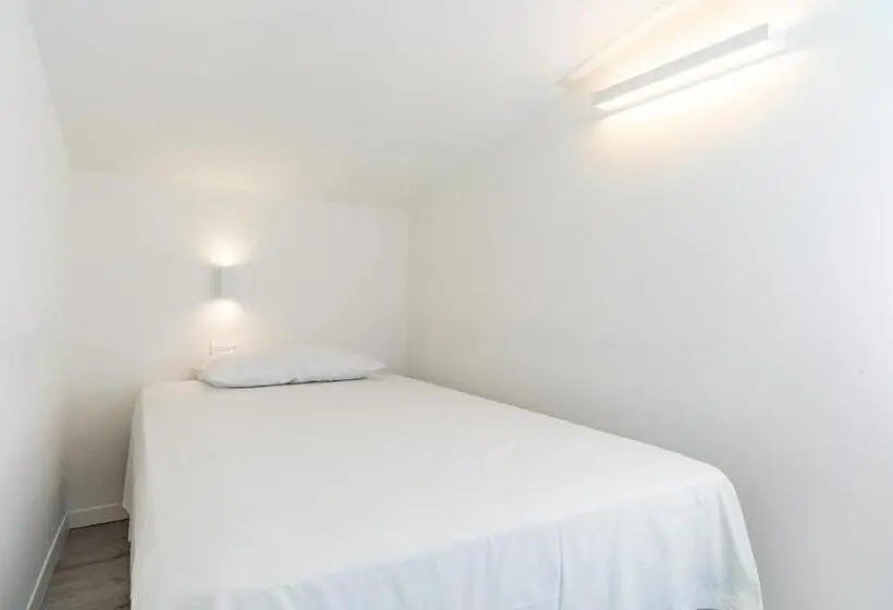 Superior Neljän Hengen Huone, Case Varanni   Rooms