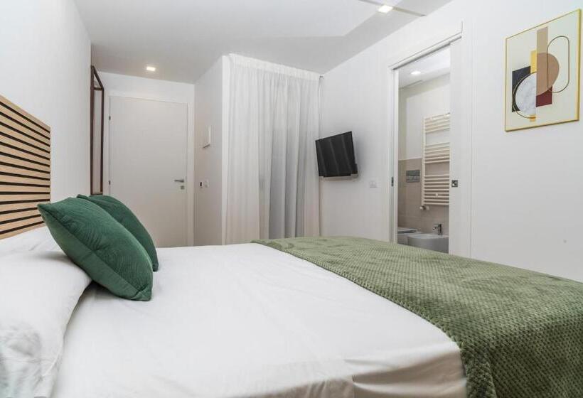 غرفة سوبيريور رباعية, Case Varanni   Rooms