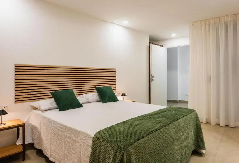 Standard Neljän Hengen Huone, Case Varanni   Rooms