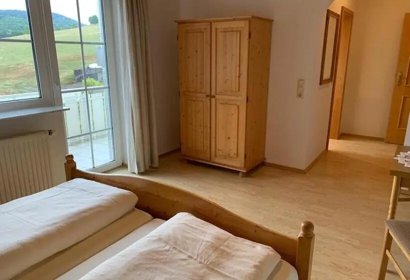 Standard-huone, Landhaus Schneeberg