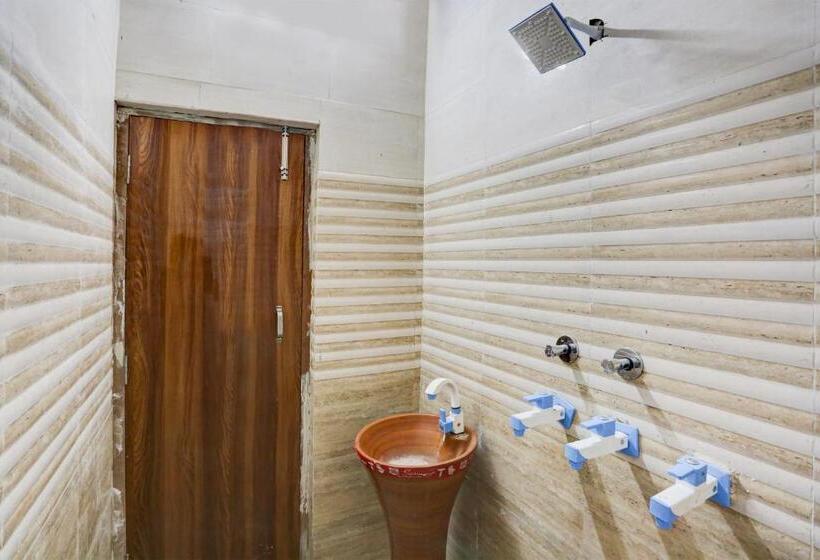 غرفة كلاسيكية ثلاثية, Spot On Monsoon Lilly Resort