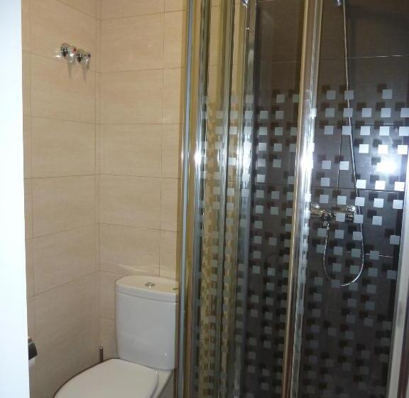 اتاق اکونومی, Hostal Mayor