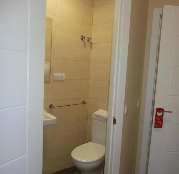 اتاق استاندارد یک نفره, Hostal Mayor