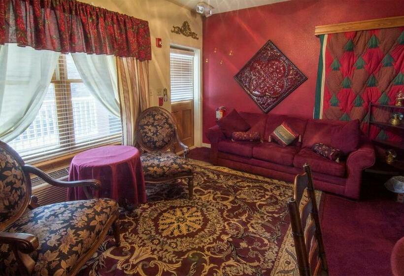 سوییت, All Seasons Inn