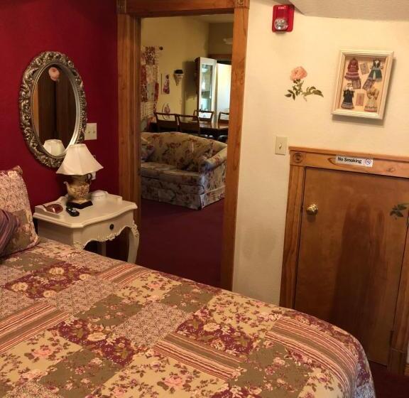 سوییت خانوادگی, All Seasons Inn