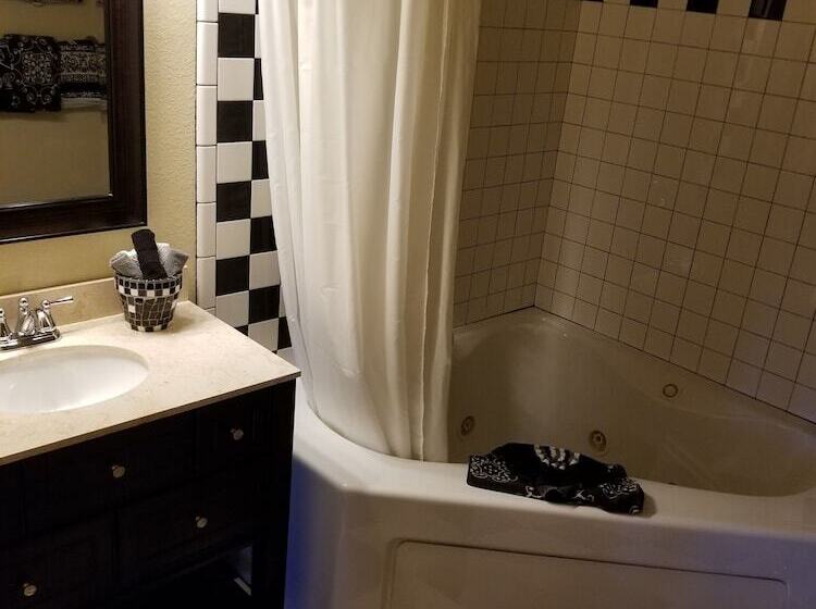 Family Suite, All Seasons Inn