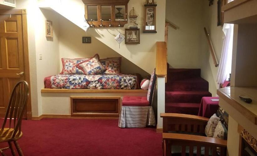 سوییت, All Seasons Inn